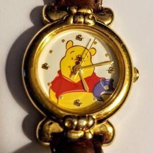 Disney Accessories - Disney Whinne the Pooh watch Disney Accessories - Disney Whinne the Pooh watch